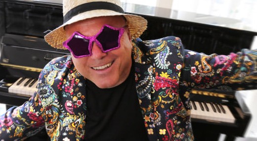 ELTON JOHN 10014520286208-musiker-entertainer-rogaland-audun-bergsmyr-13.jpg