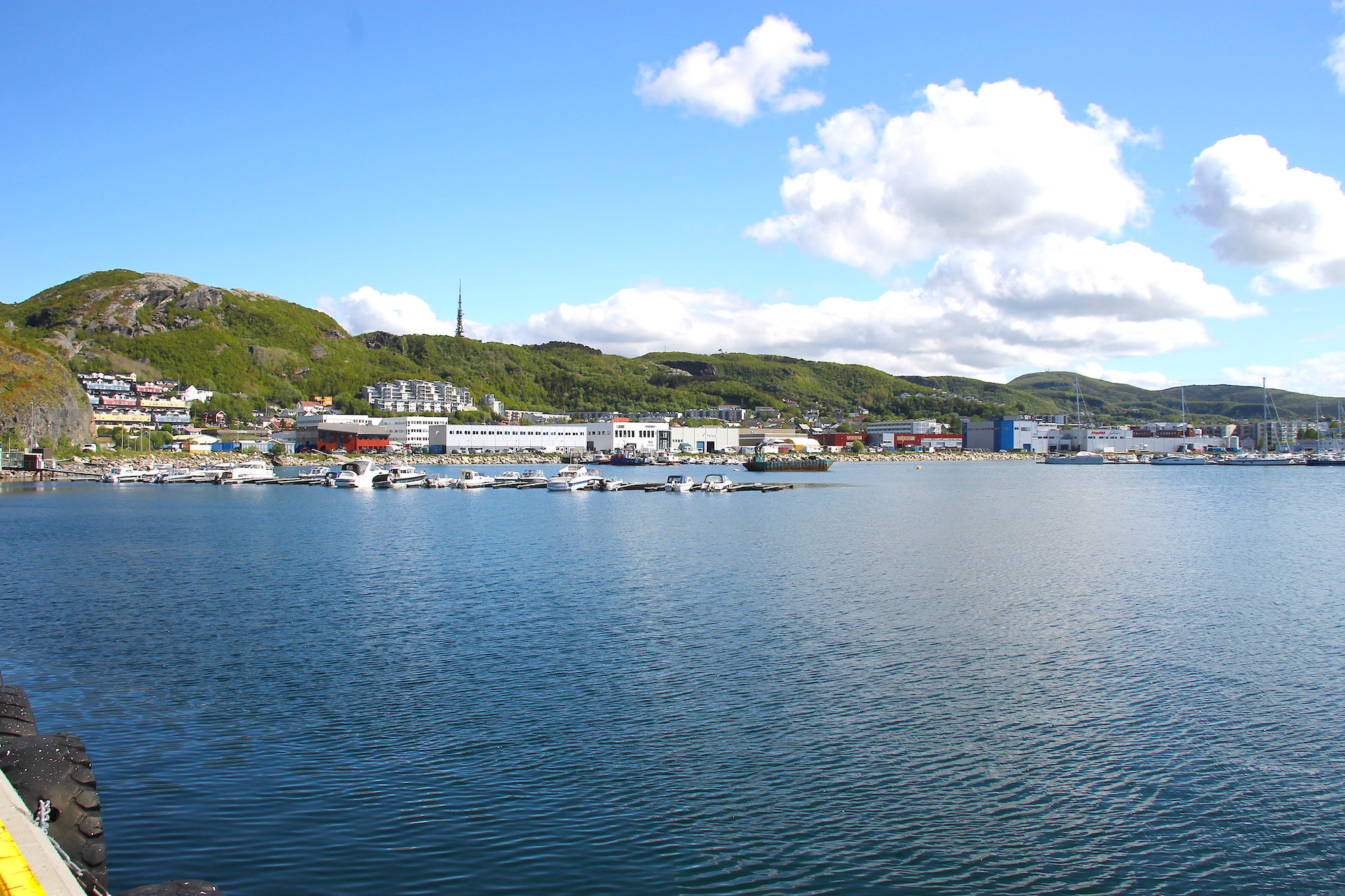 Elektriker i Bodø. Bilde av Rønvik i Bodø Elektriker i Bodø. Bilde av Rønvik i Bodø