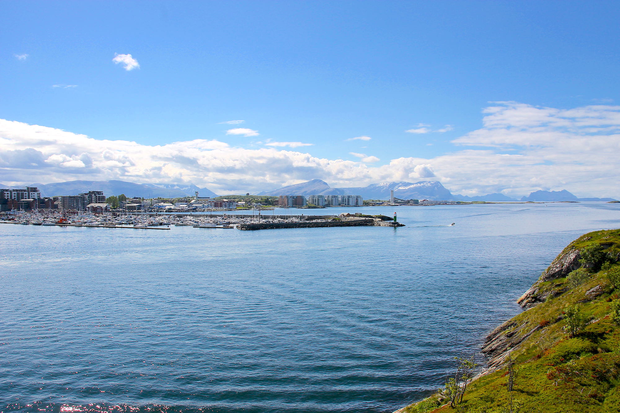 Elektriker i Bodø. Bilde av Bodø havn Elektriker i Bodø. Bilde av Bodø havn