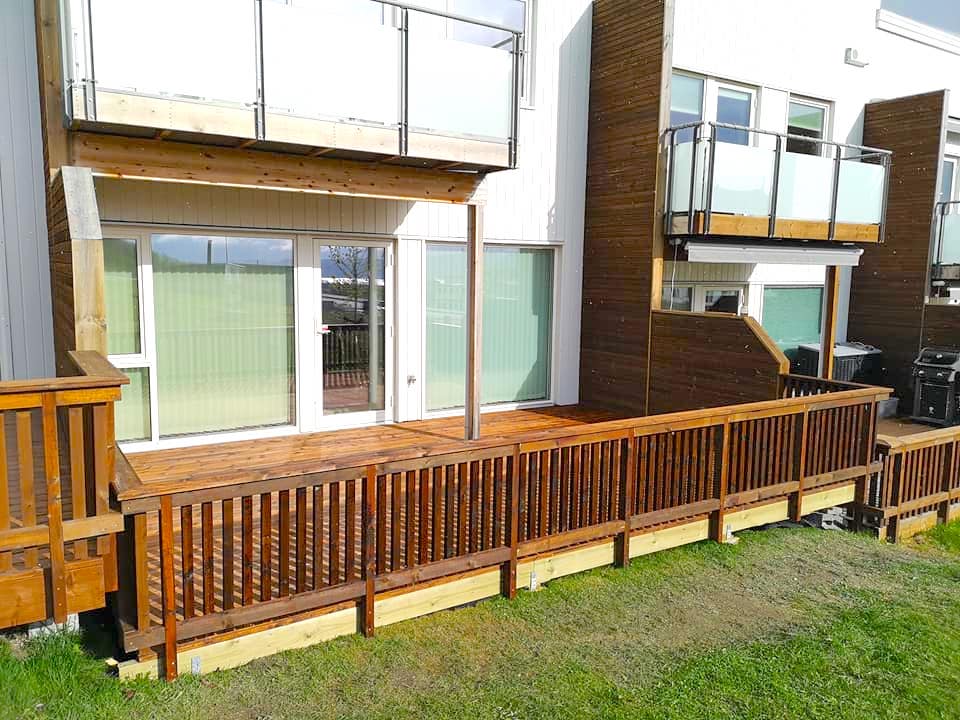 Markterrasse med gjerde